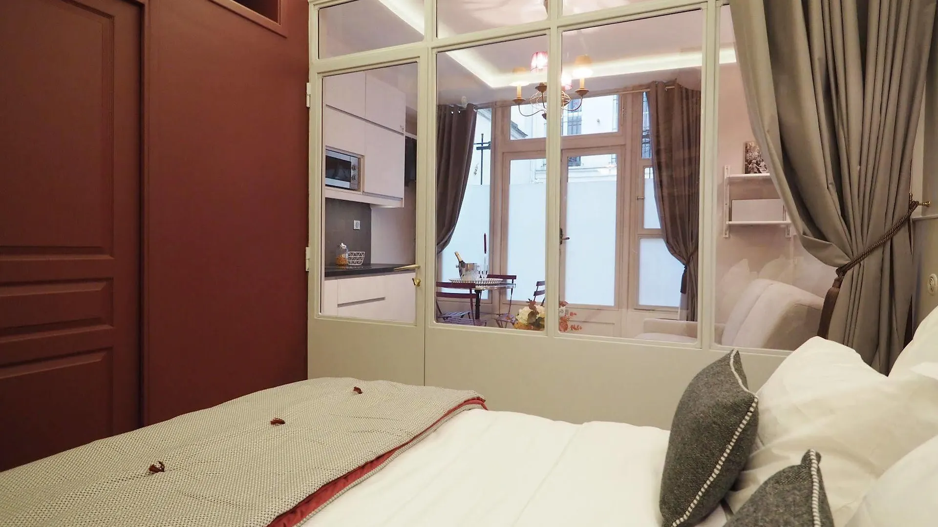 Palais Royal Chicsuites *